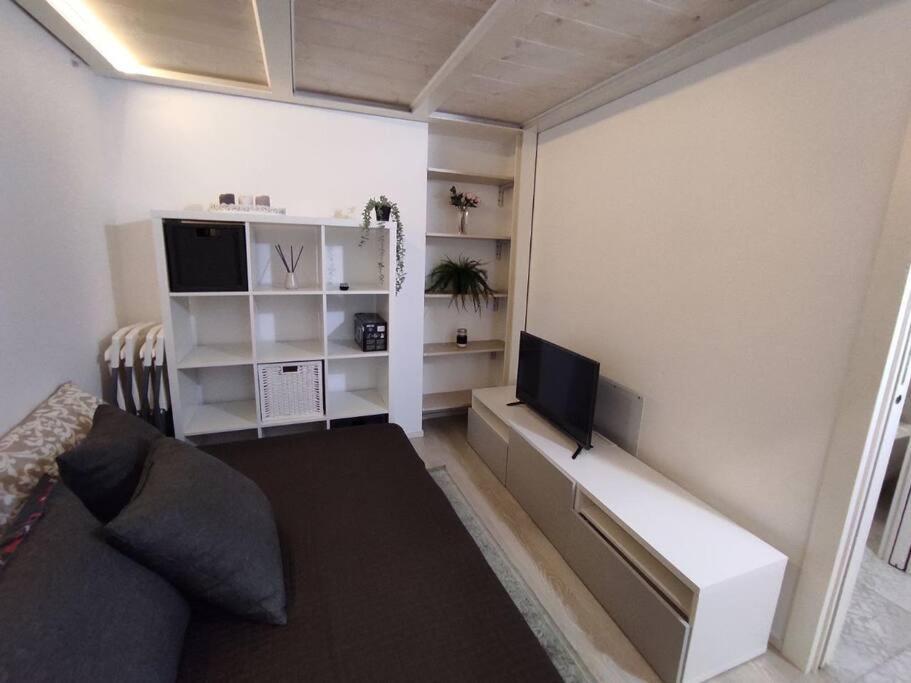 Duomo Porta Venezia Mini Loft Con Wifi E Netflix Apartment Milan Exterior photo